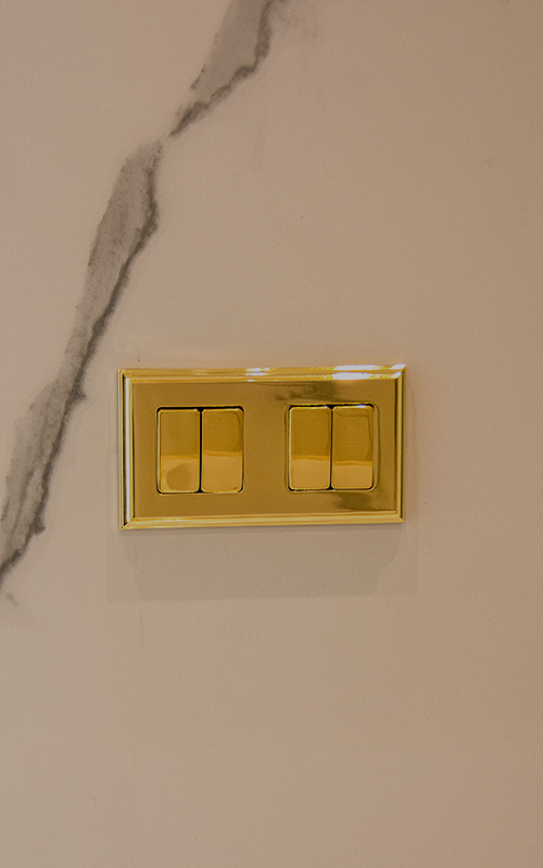 MODERNLIGHTSWITCH