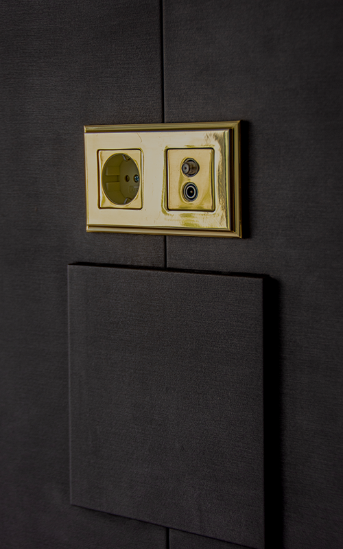 MODERNLIGHTSWITCH1
